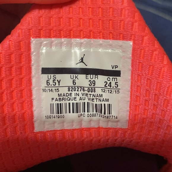 Jordan’s - only wore once - Picture 5 of 5